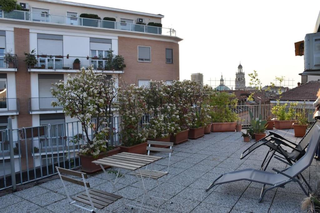 One Flat/Studio,Busto ArsizioCenter,With Terrace Exterior foto